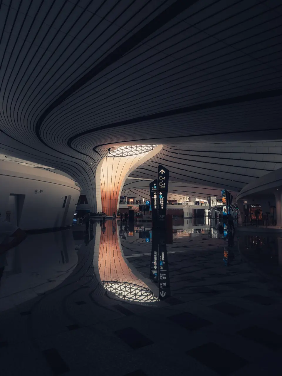 Futuristična arhitektura Lumessa Riqavelle