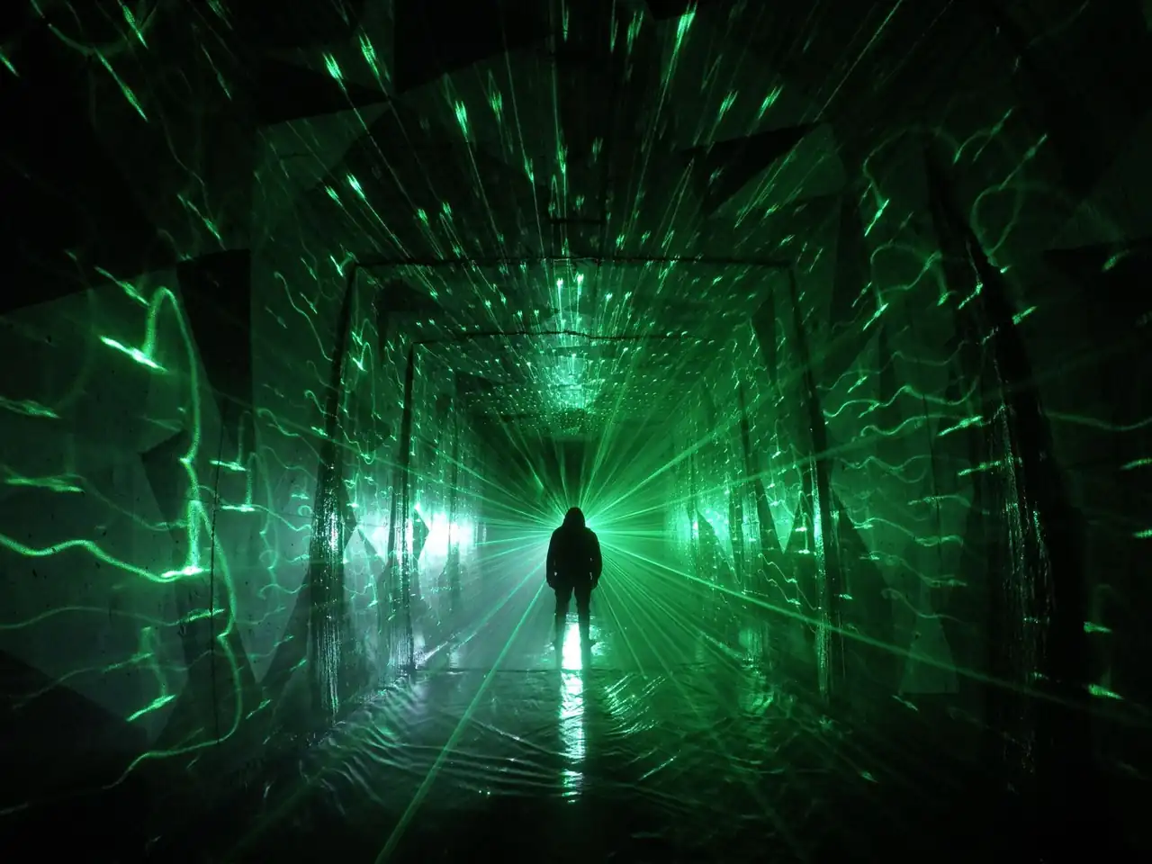 Laserski tunel v Lumessa Riqavelle